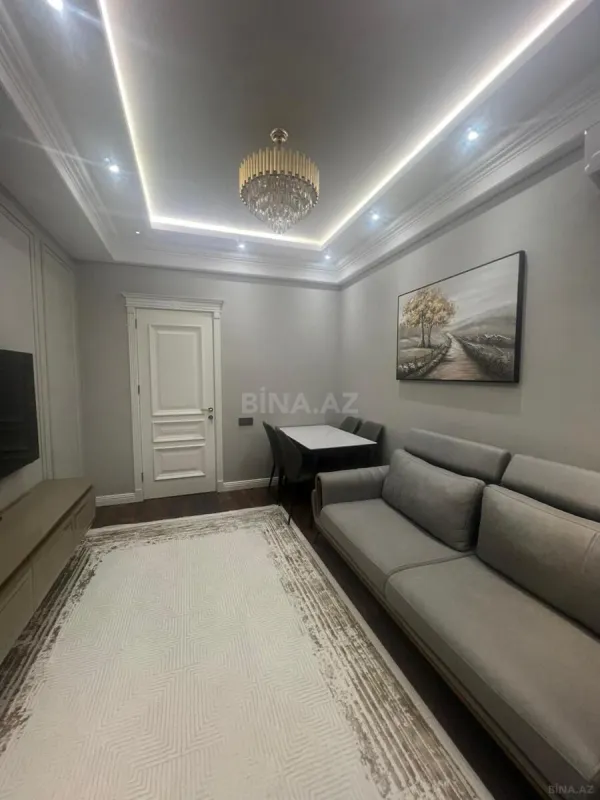 Satılır 2 otaqlı mənzil 68 m²