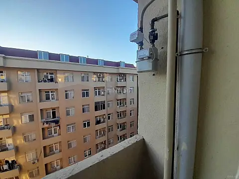 Satılır 2 otaqlı mənzil 56 m²