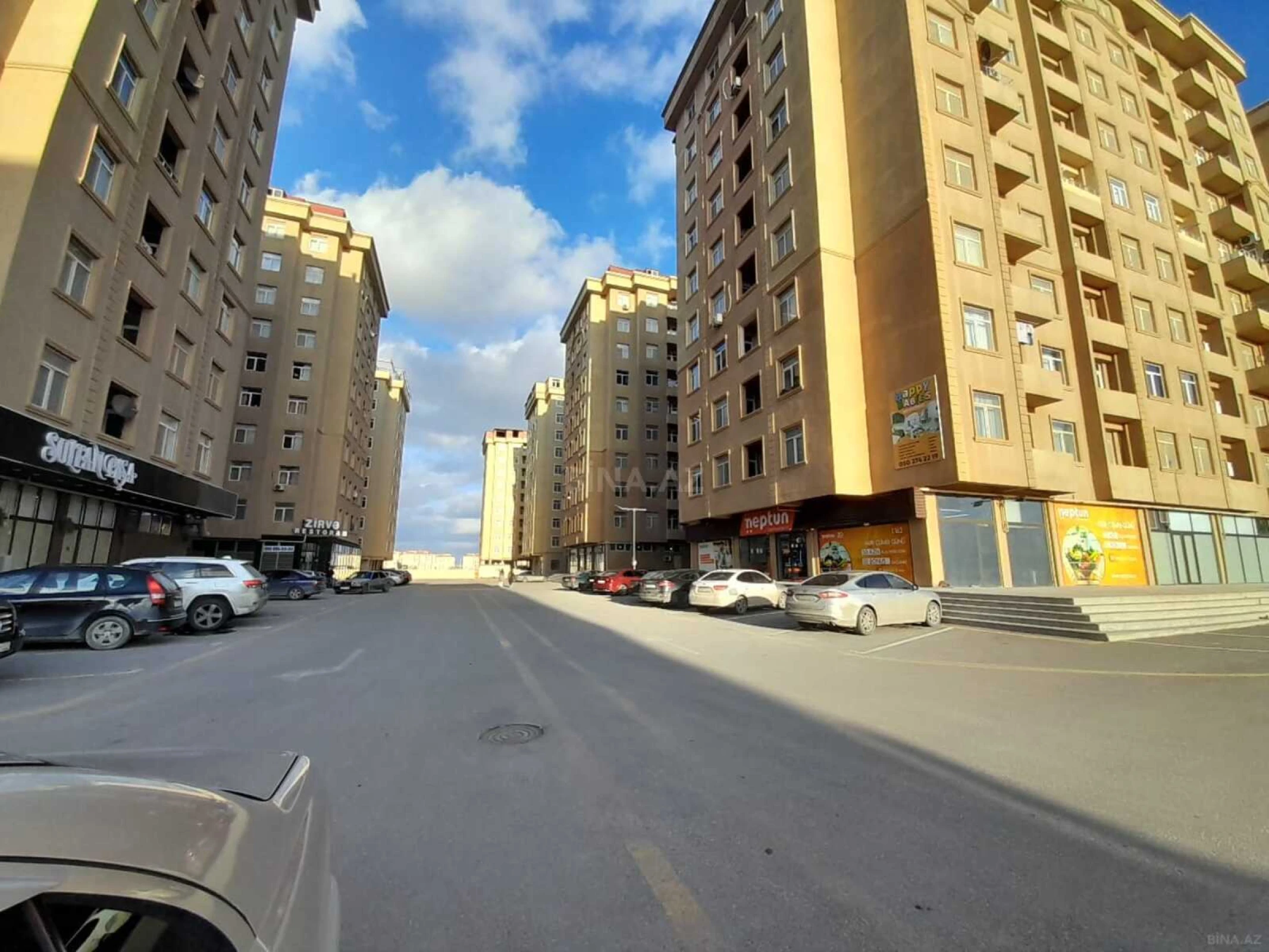 Satılır 2 otaqlı mənzil 56 m²