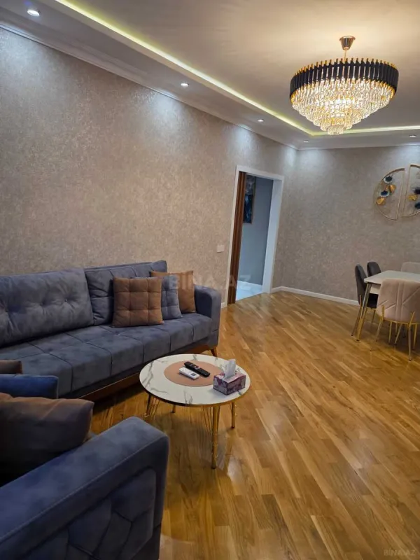 Kirayə verilir 2 otaqlı mənzil 100 m²
