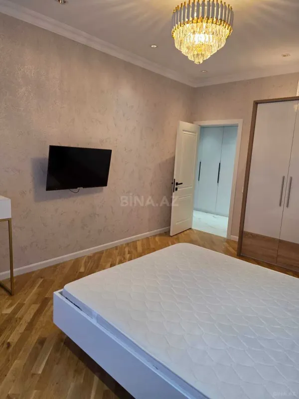 Kirayə verilir 2 otaqlı mənzil 100 m²