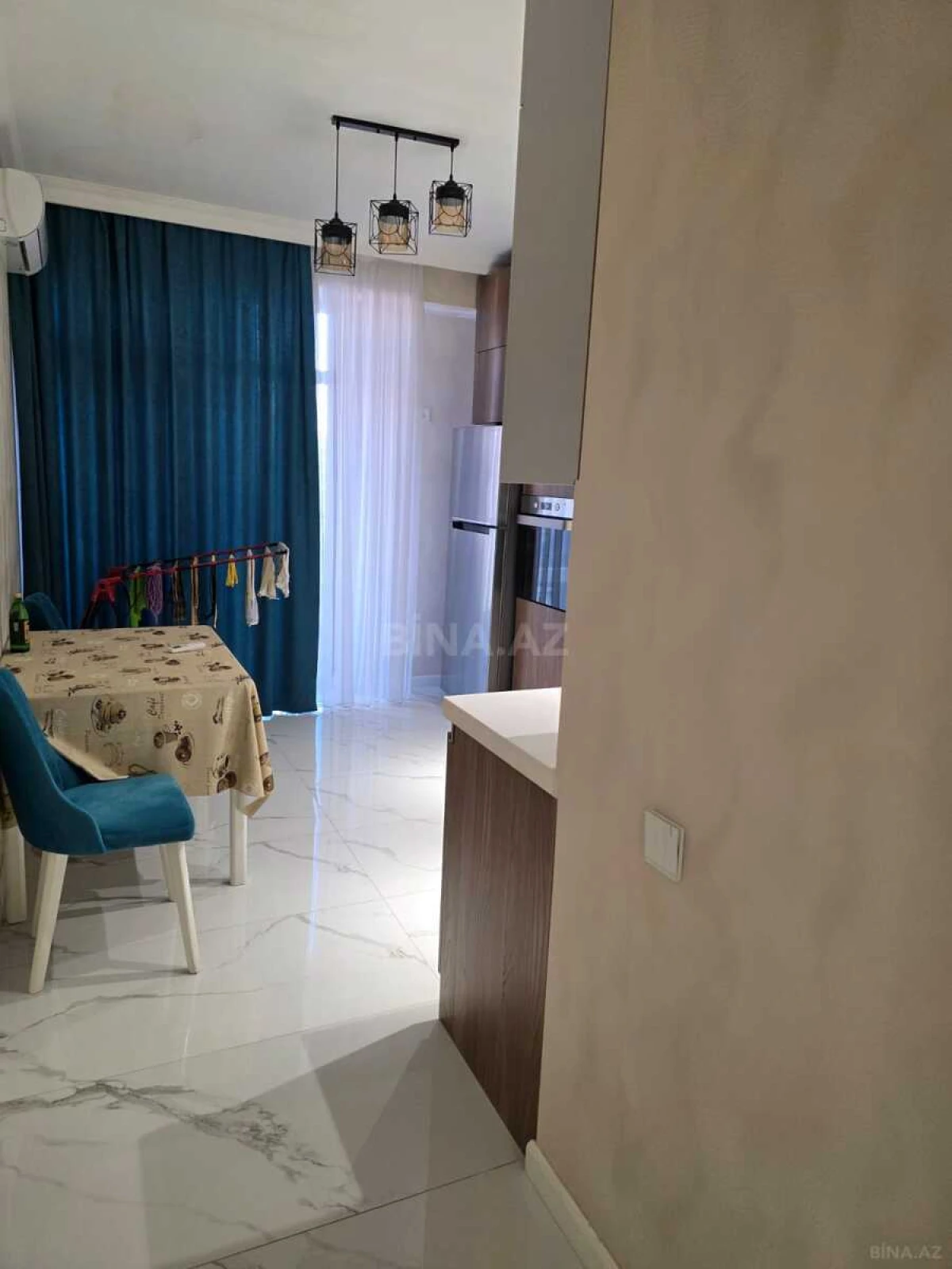 Kirayə verilir 2 otaqlı mənzil 100 m²