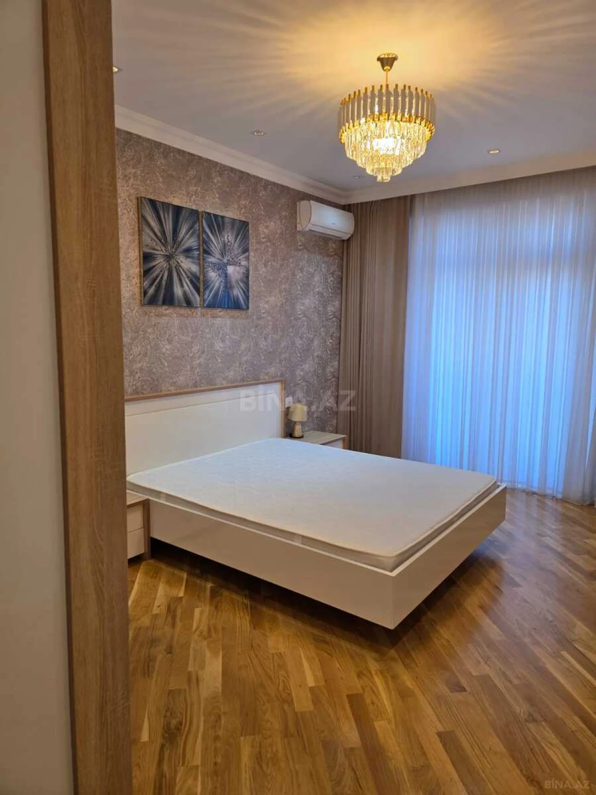 Kirayə verilir 2 otaqlı mənzil 100 m²