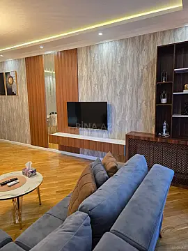Kirayə verilir 2 otaqlı mənzil 100 m²