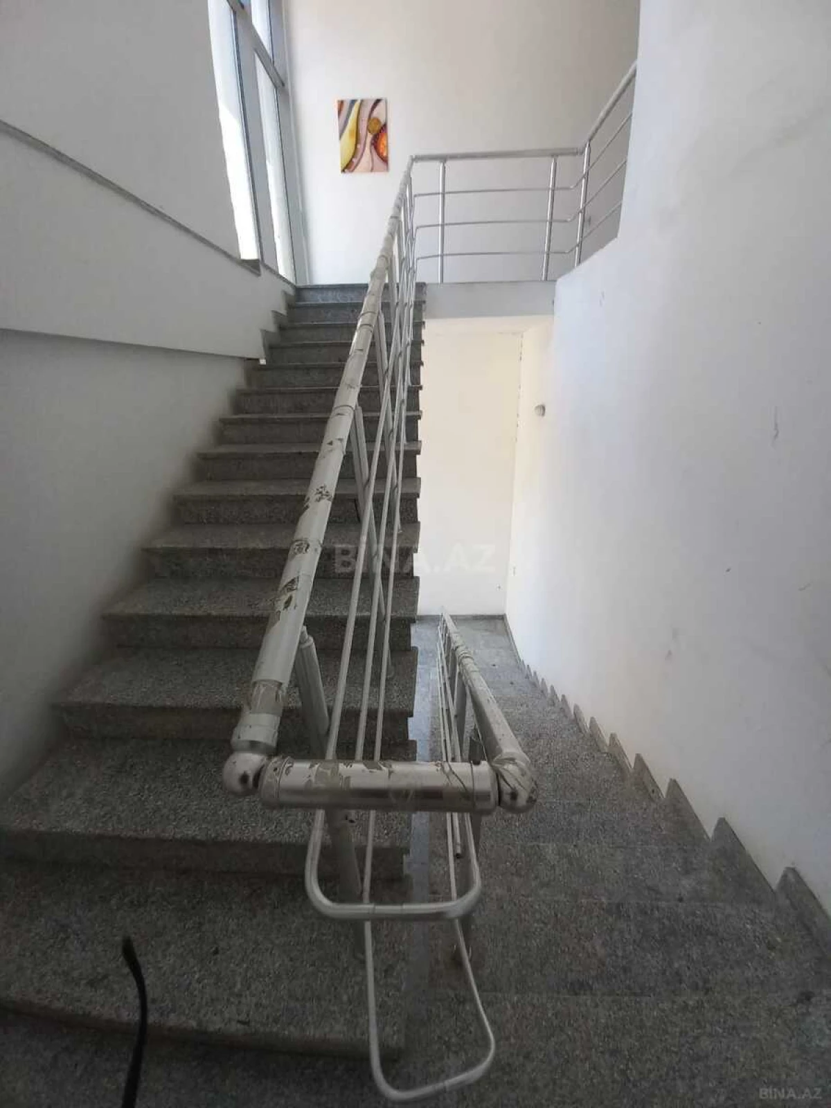 Satılır obyekt 250 m²