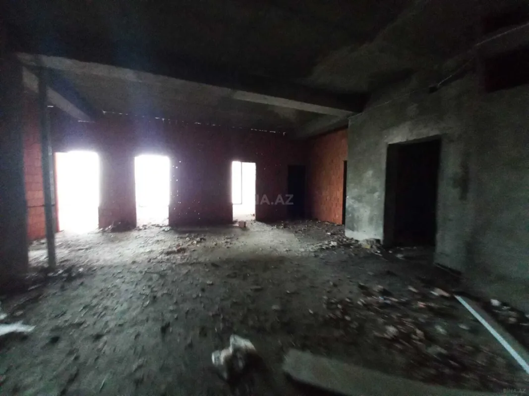 Satılır obyekt 250 m²