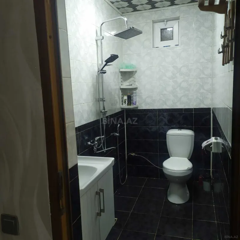 Satılır 4 otaqlı həyət evi 105 m²