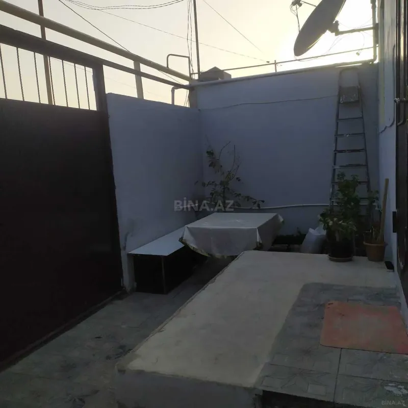 Satılır 4 otaqlı həyət evi 105 m²