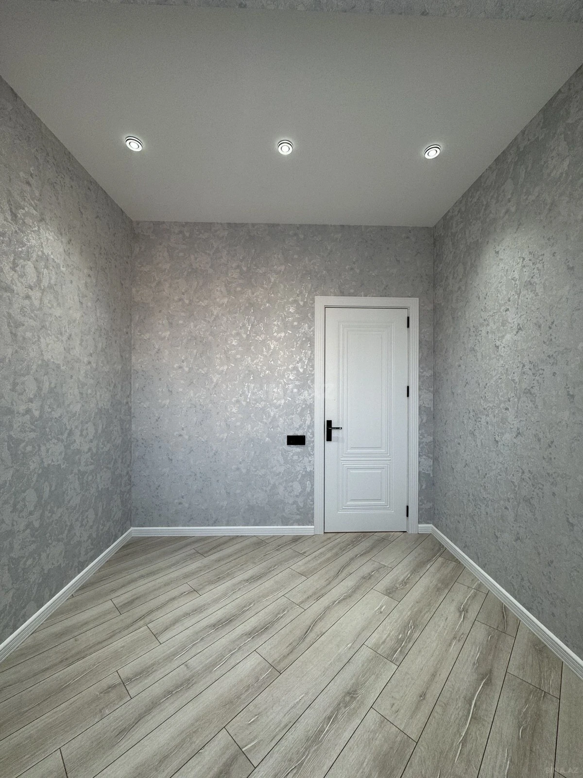 Satılır 3 otaqlı mənzil 74 m²