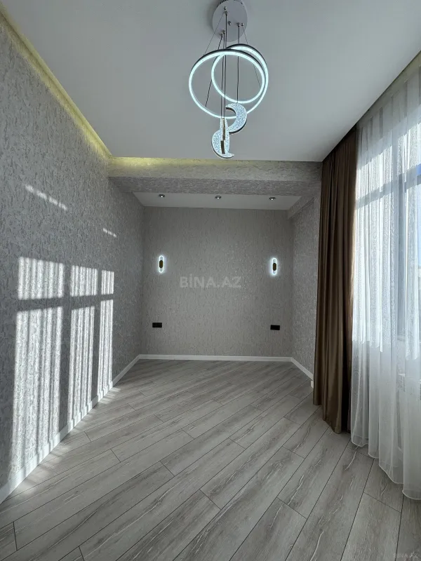 Satılır 3 otaqlı mənzil 74 m²