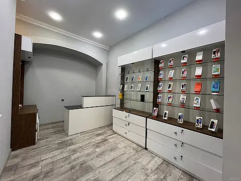 Kirayə verilir obyekt 17 m²