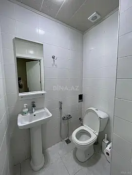 Kirayə verilir 2 otaqlı mənzil 72 m²