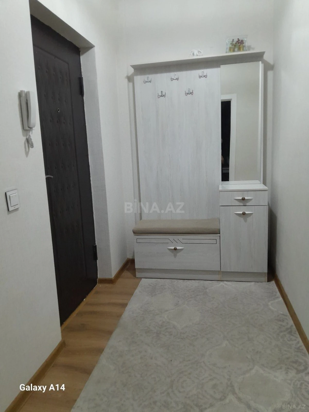 Kirayə verilir 3 otaqlı mənzil 80 m²