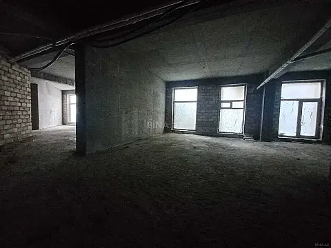 Satılır obyekt 400 m²