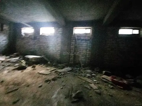 Satılır obyekt 400 m²