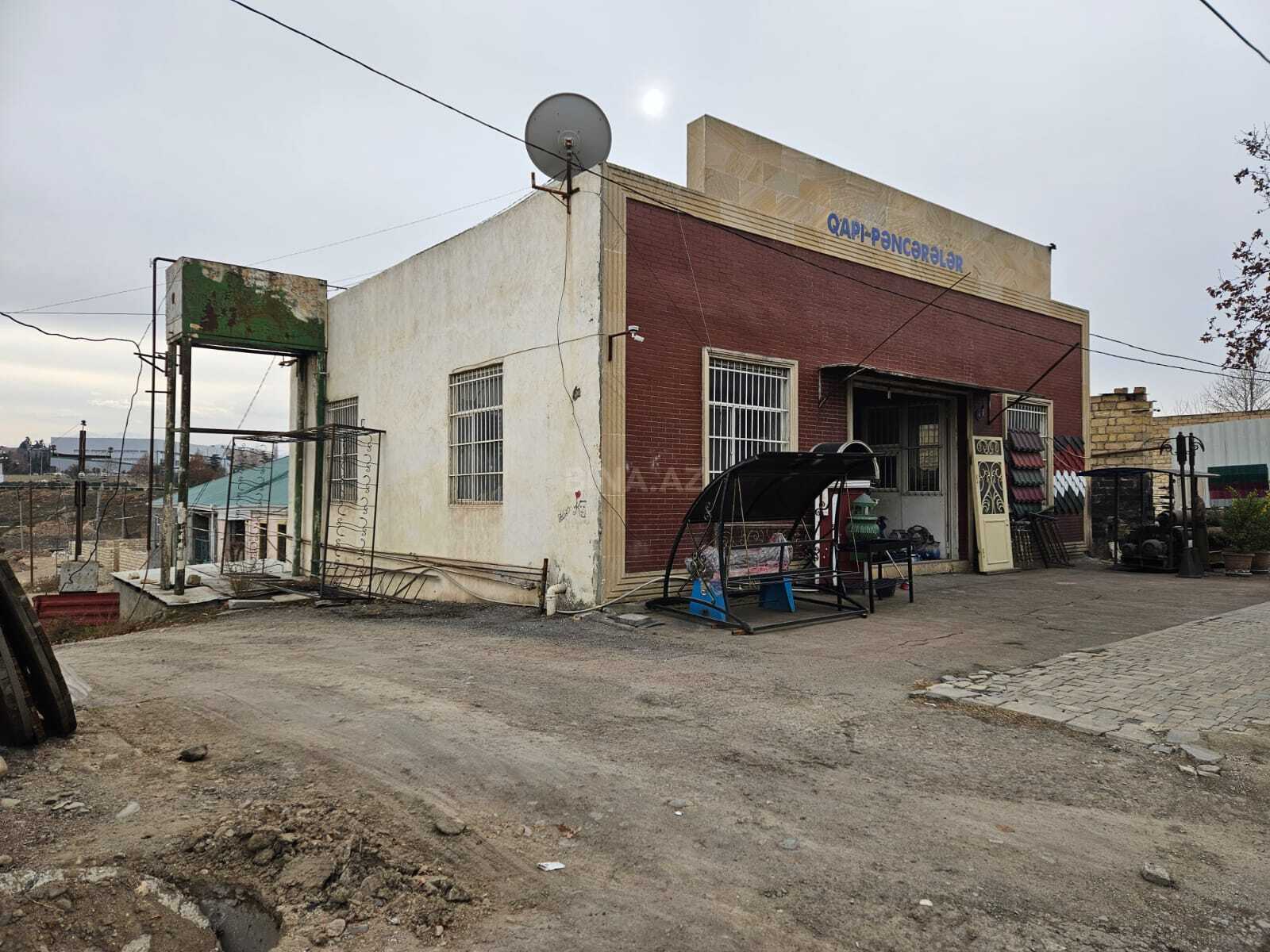 Satılır obyekt 312 m² — Gəncə 312.00 m²