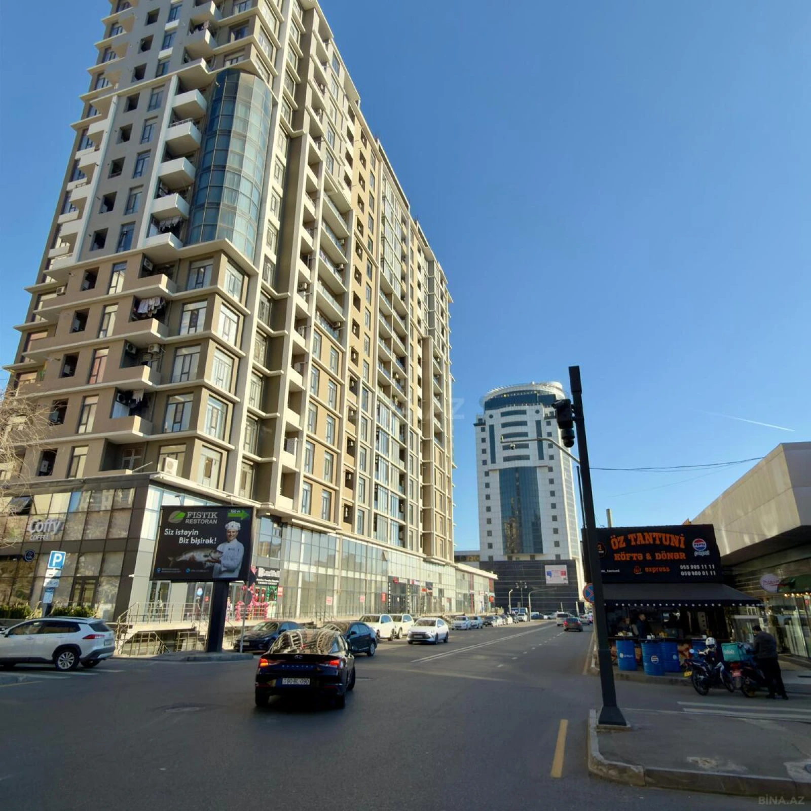 Satılır obyekt 212 m²