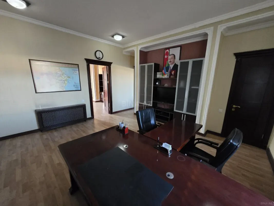 Kirayə verilir 4 otaqlı ofis 150 m²