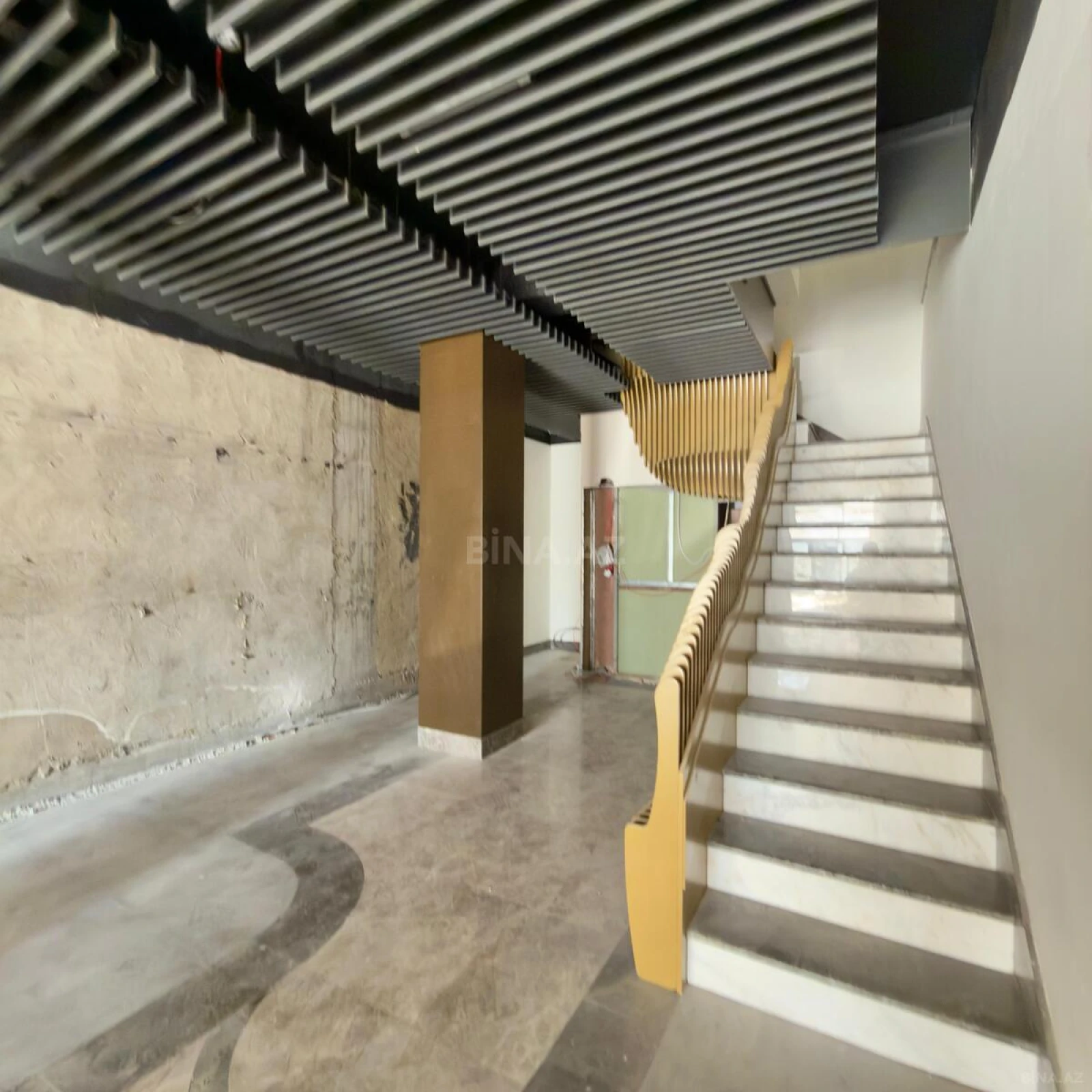 Kirayə verilir obyekt 212 m²