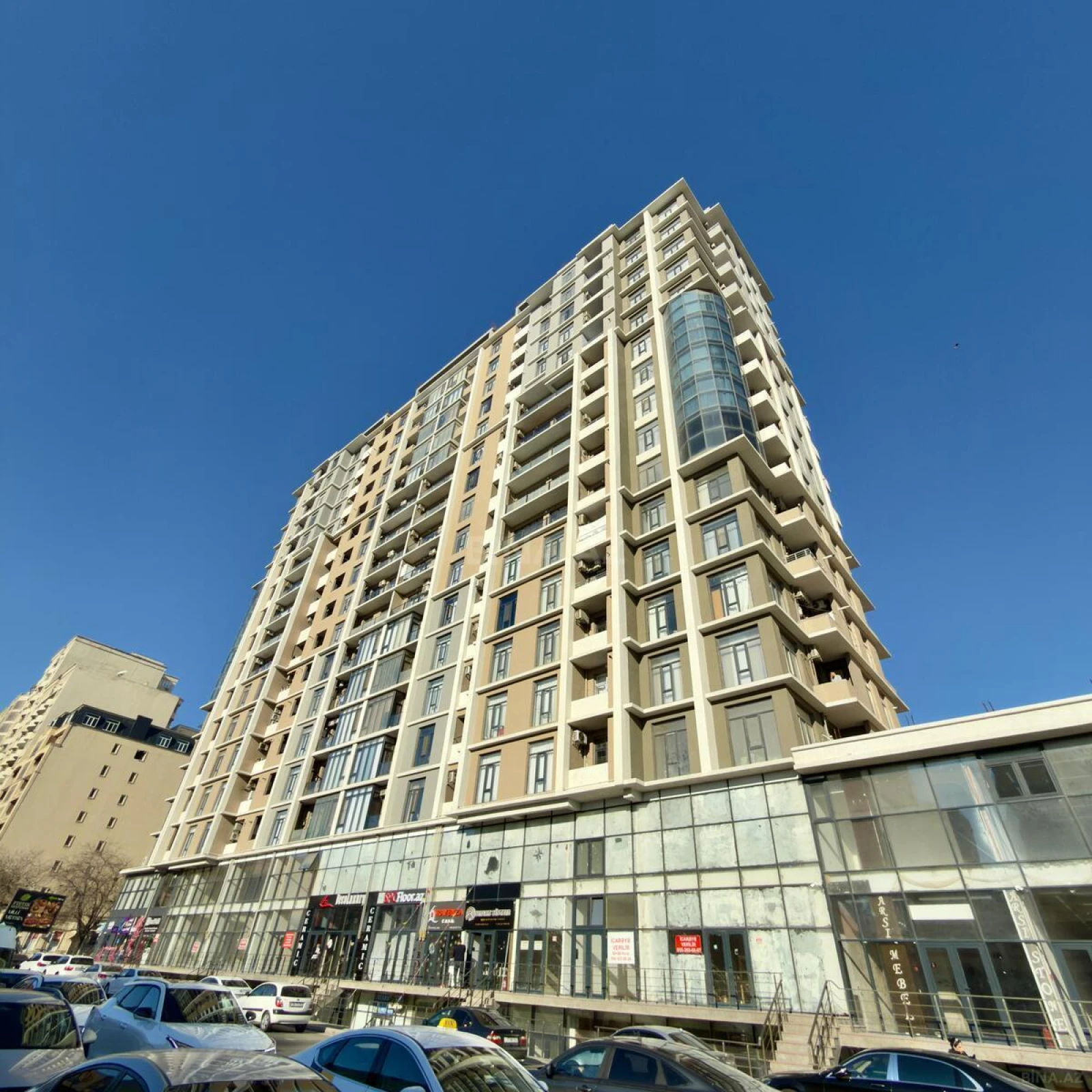 Kirayə verilir obyekt 212 m²