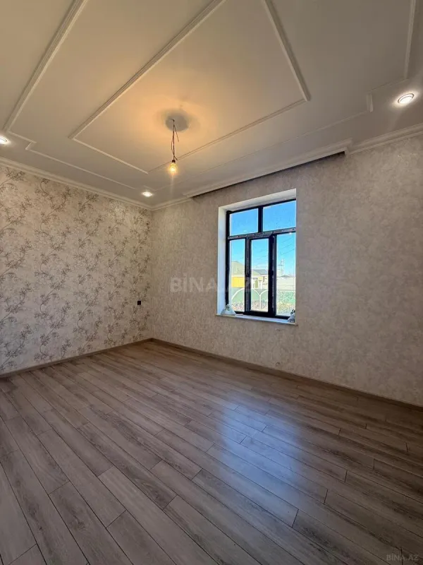 Satılır 6 otaqlı həyət evi 300 m²