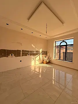 Satılır 6 otaqlı həyət evi 300 m²