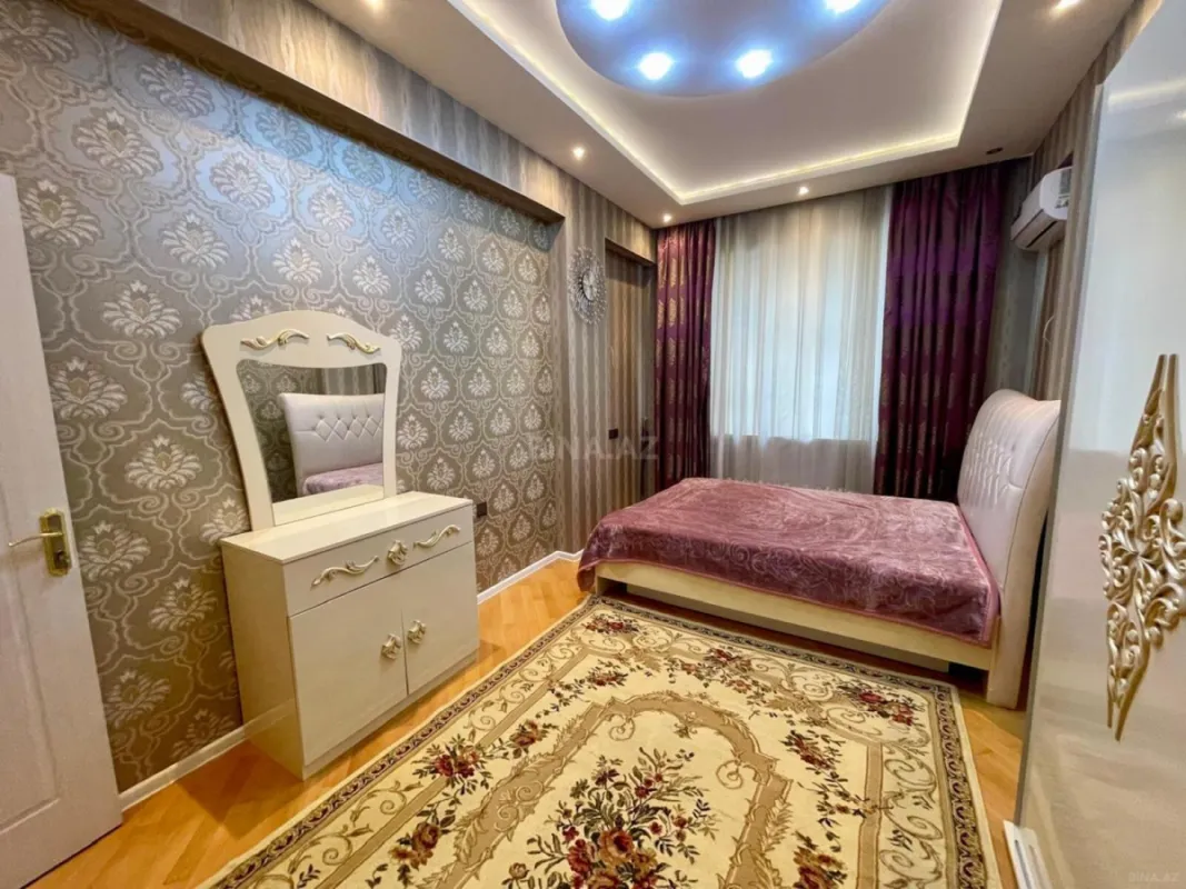 Kirayə verilir 3 otaqlı mənzil 120 m²