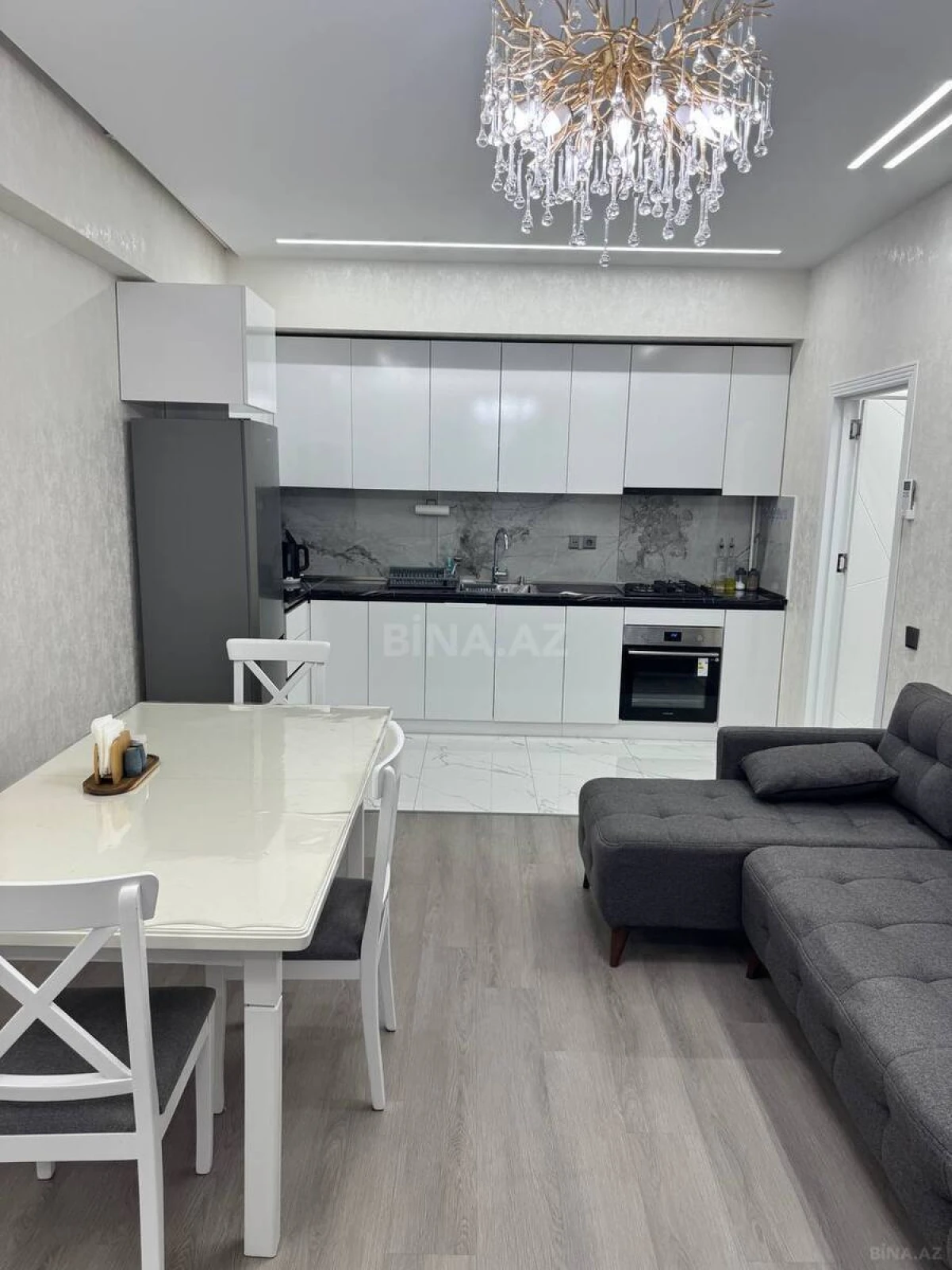 Kirayə verilir 3 otaqlı mənzil 70 m²