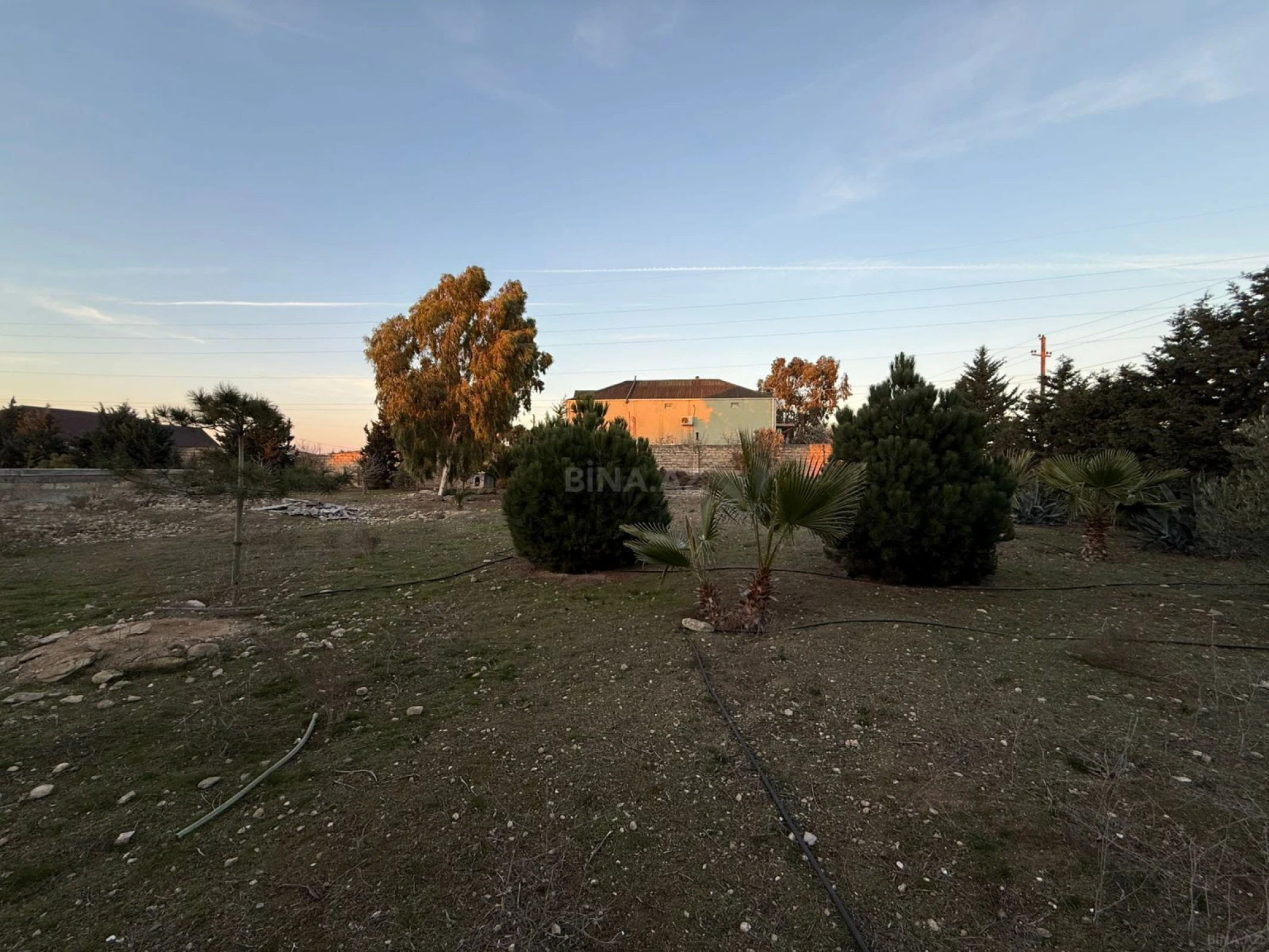 Satılır torpaq sahəsi 12 m²