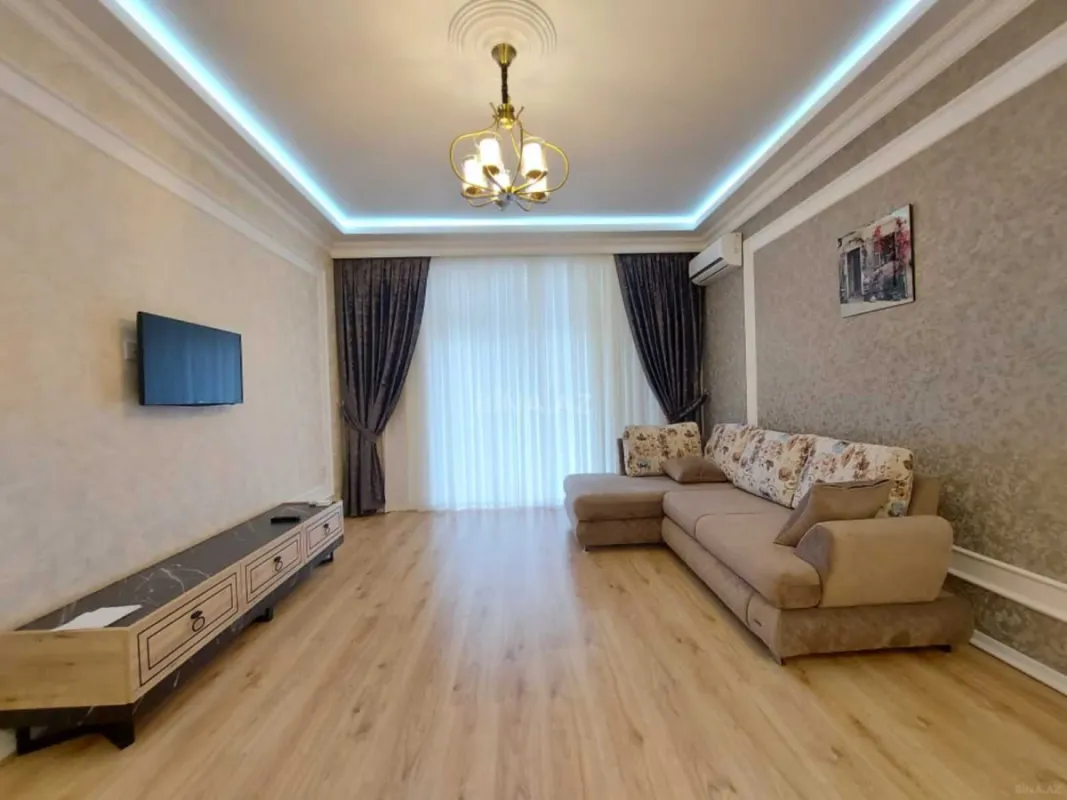 Kirayə verilir 2 otaqlı mənzil 64 m²