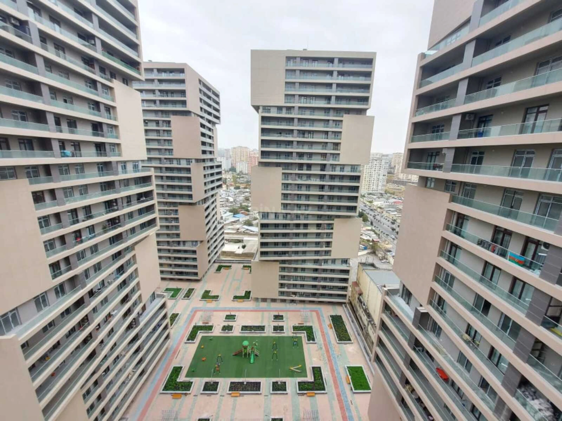 Kirayə verilir 2 otaqlı mənzil 64 m²