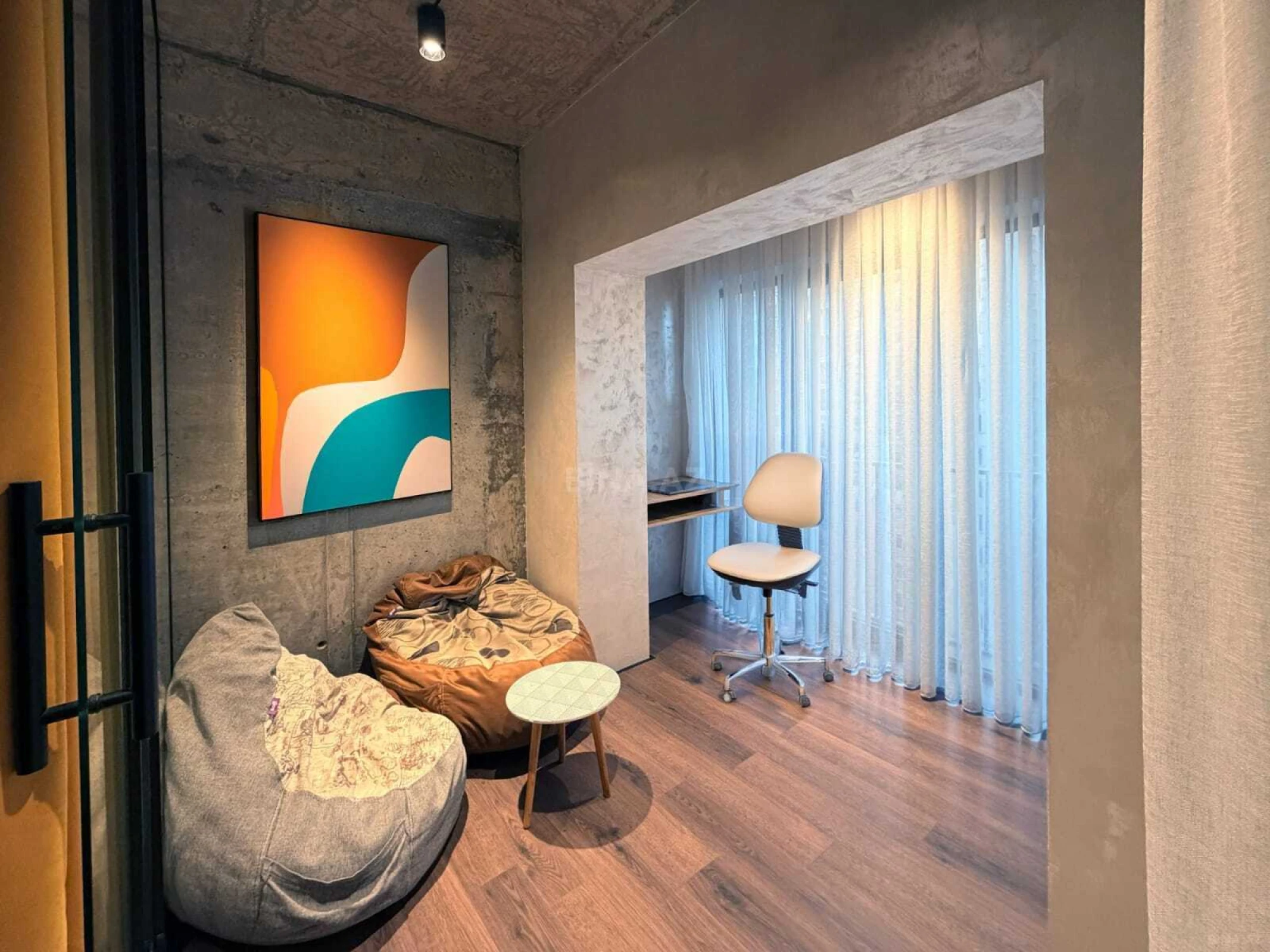 Kirayə verilir 2 otaqlı mənzil 75 m²