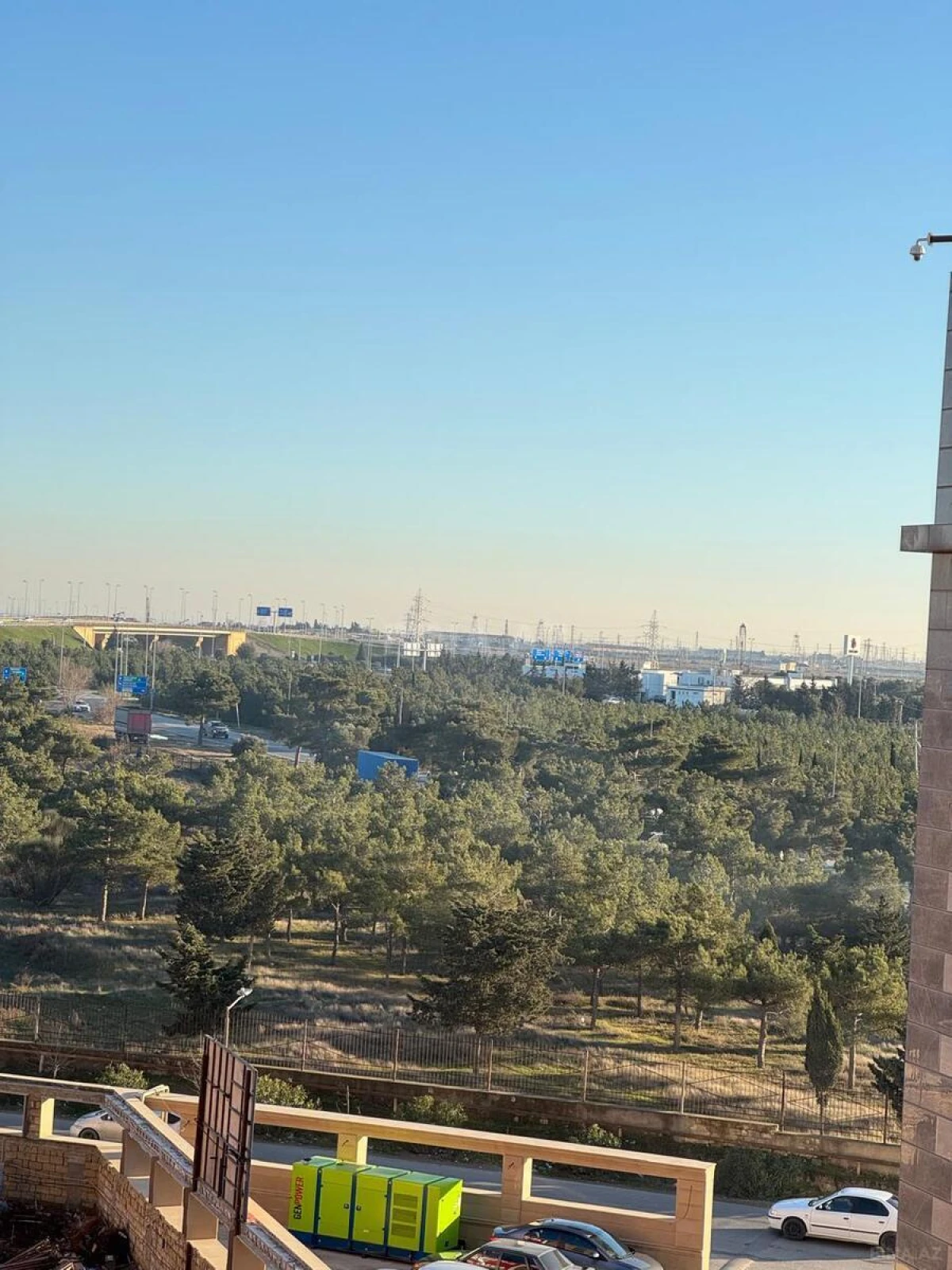 Satılır 3 otaqlı mənzil 113 m²