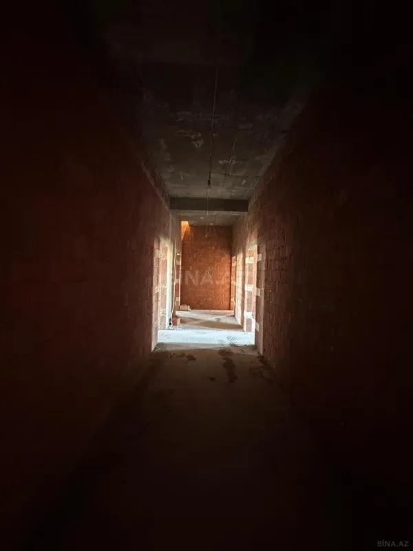 Satılır 3 otaqlı mənzil 113 m²