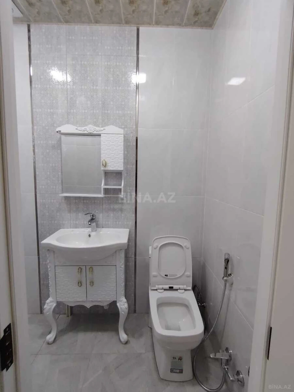 Kirayə verilir 2 otaqlı mənzil 40 m²