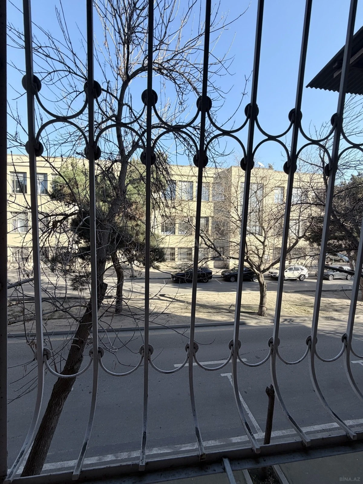 Satılır 3 otaqlı mənzil 85 m²