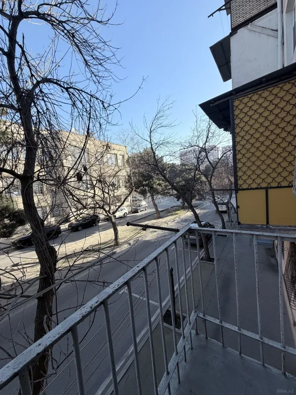 Satılır 3 otaqlı mənzil 85 m²