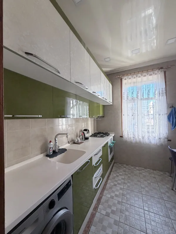 Satılır 3 otaqlı mənzil 85 m²
