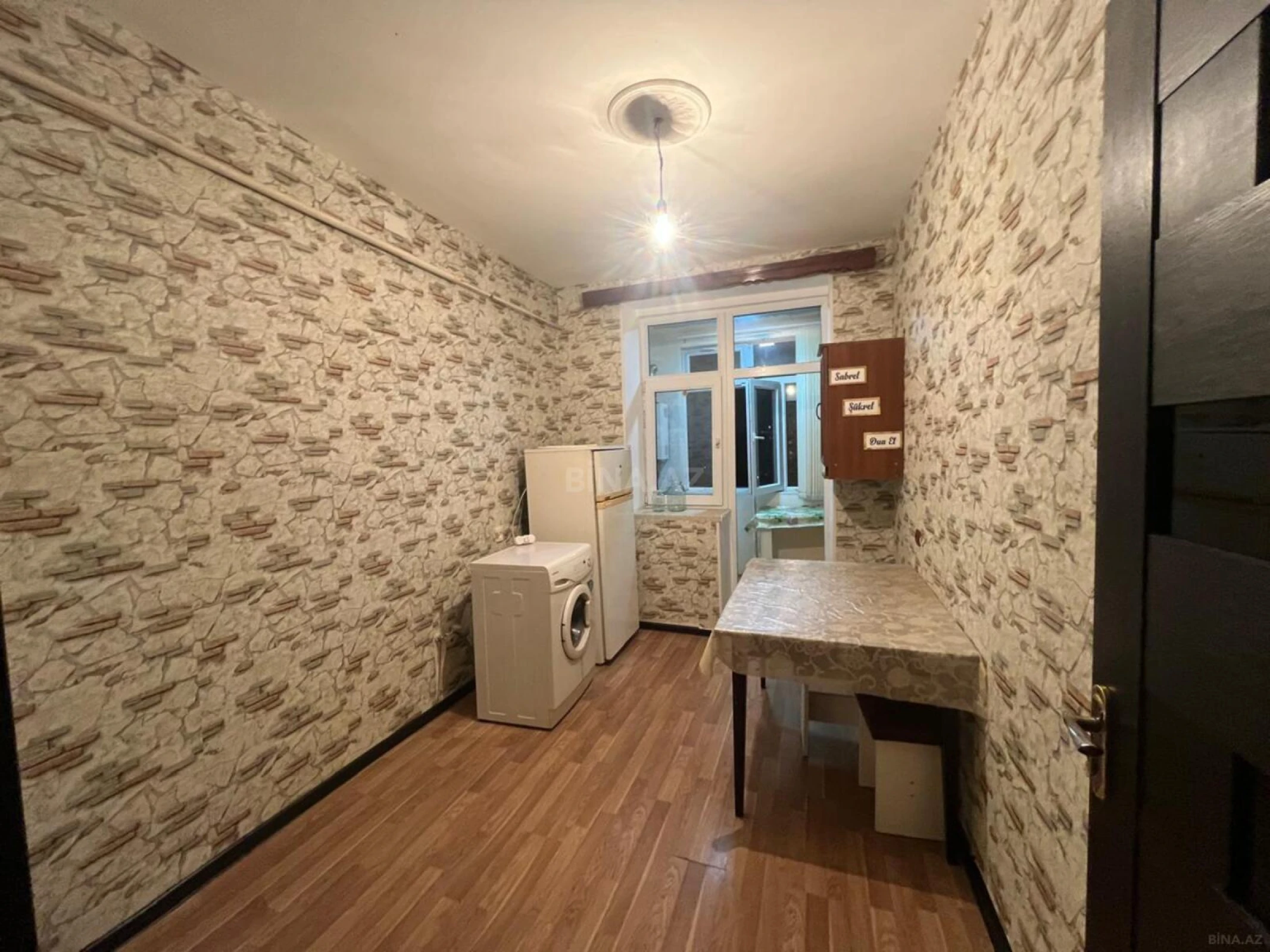Satılır 3 otaqlı mənzil 65 m²