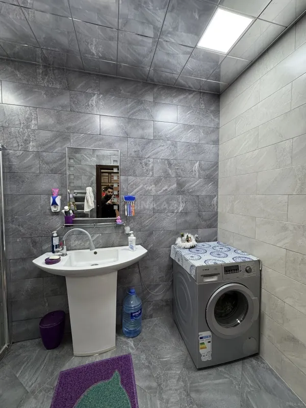 Satılır 3 otaqlı mənzil 117 m²