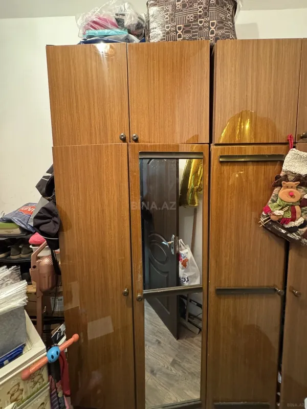 Satılır 3 otaqlı mənzil 117 m²