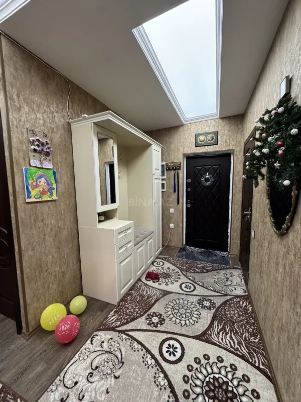 Satılır 3 otaqlı mənzil 117 m²