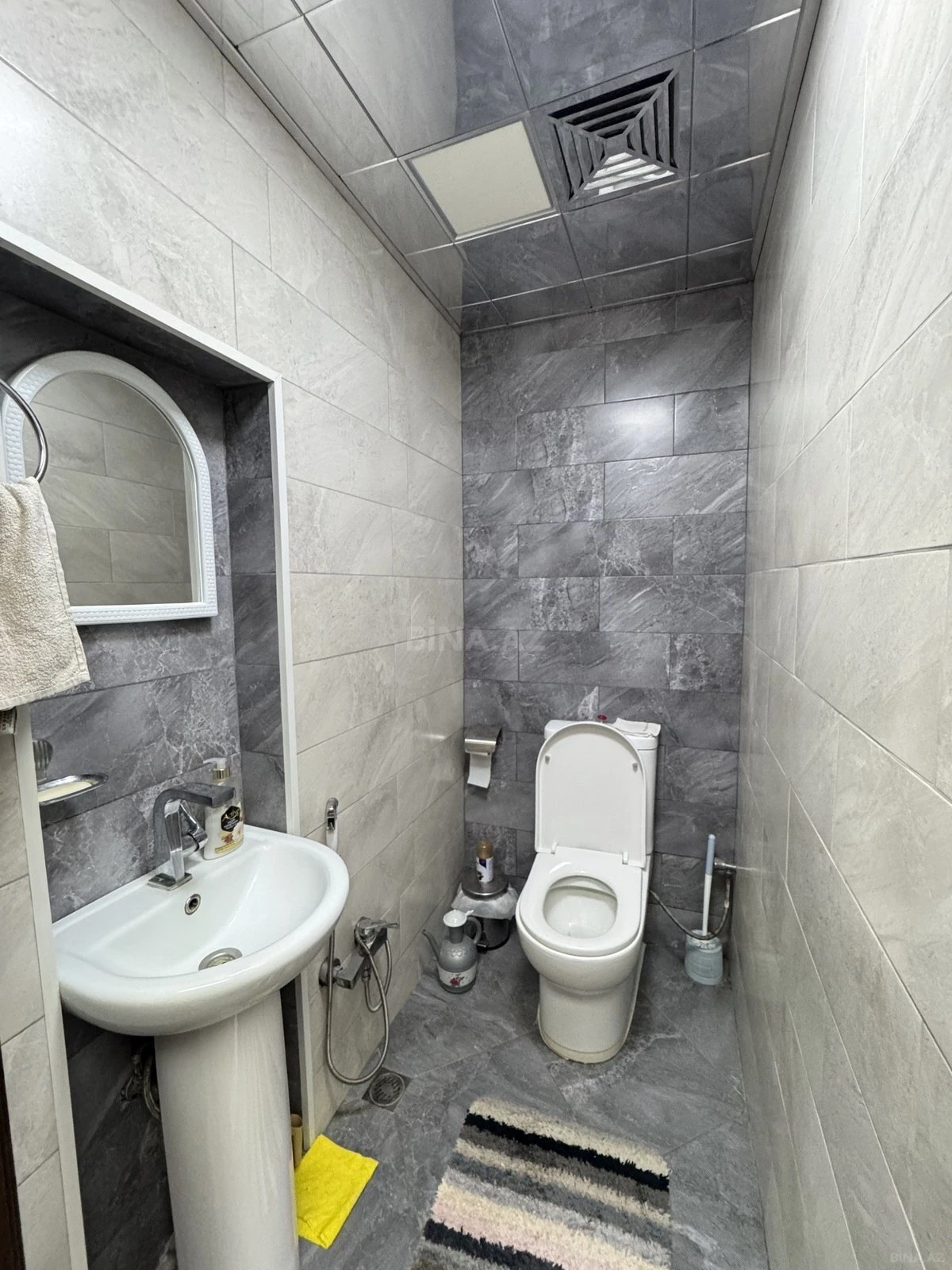 Satılır 3 otaqlı mənzil 117 m²