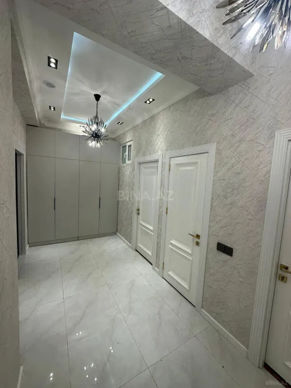 Satılır 3 otaqlı mənzil 96 m²