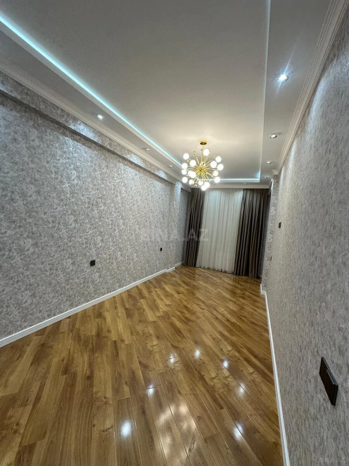 Satılır 3 otaqlı mənzil 96 m²
