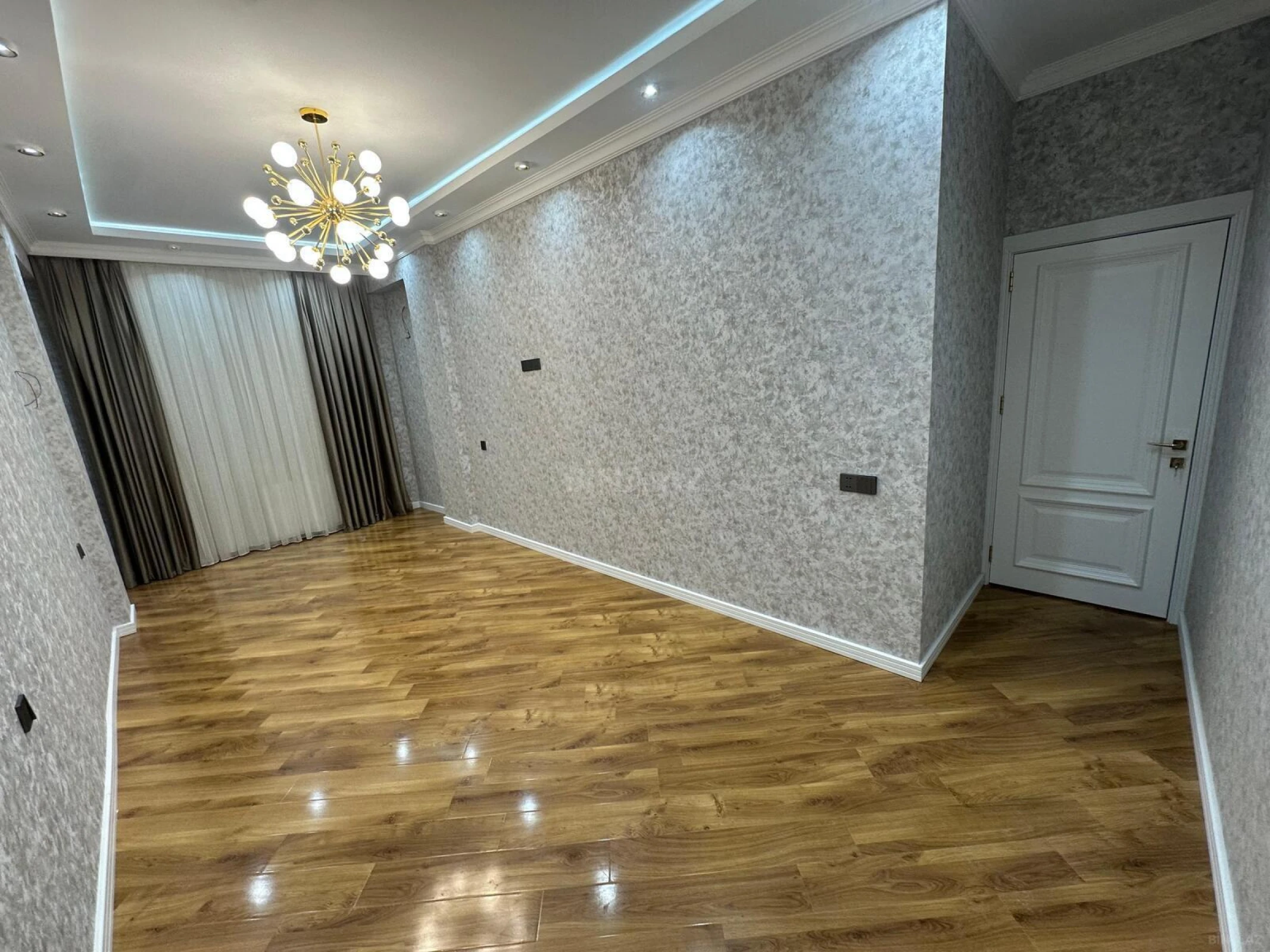 Satılır 3 otaqlı mənzil 96 m²