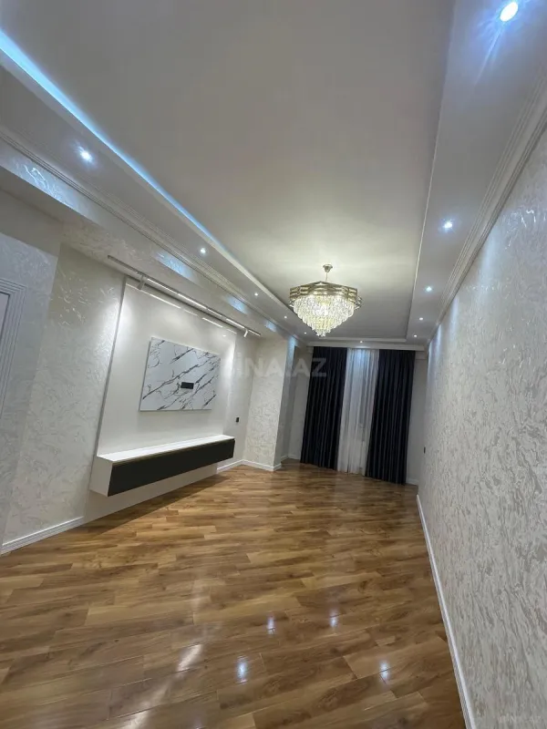 Satılır 3 otaqlı mənzil 96 m²