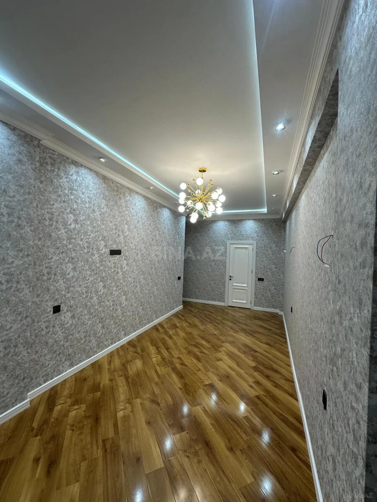 Satılır 3 otaqlı mənzil 96 m²