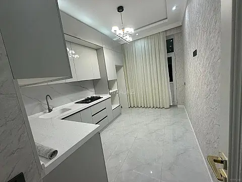 Satılır 3 otaqlı mənzil 96 m²