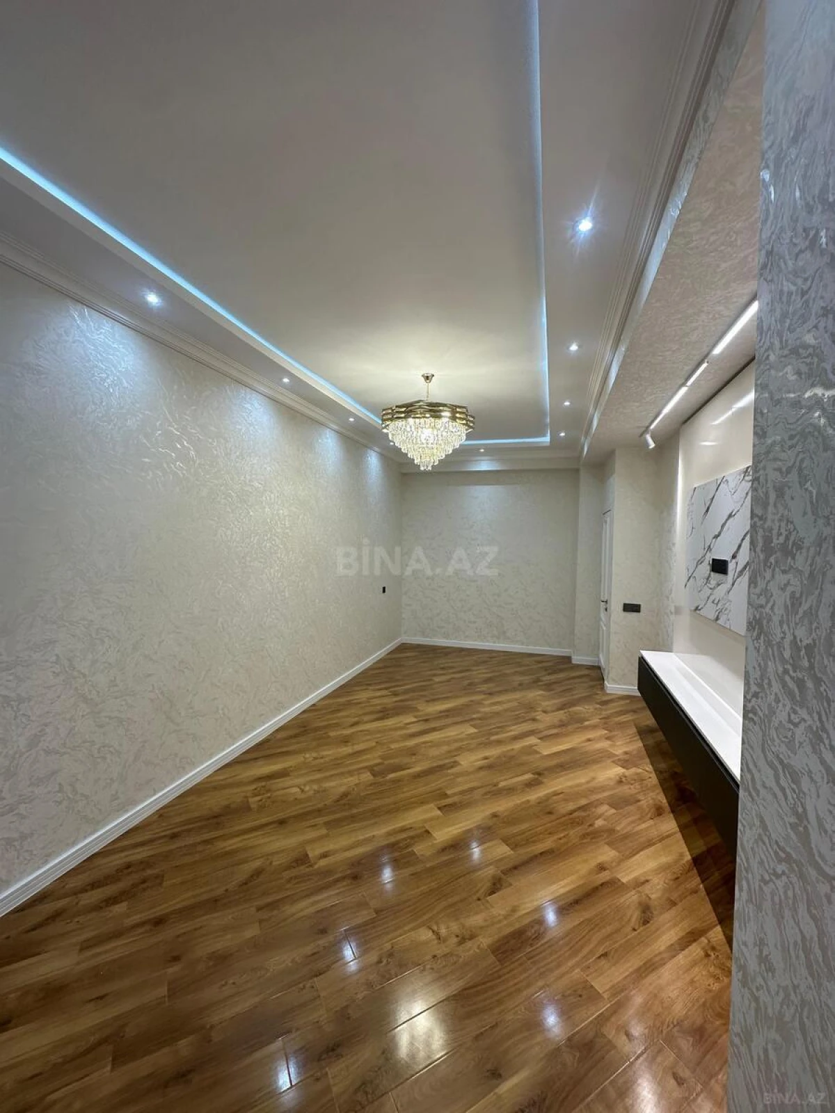 Satılır 3 otaqlı mənzil 96 m²